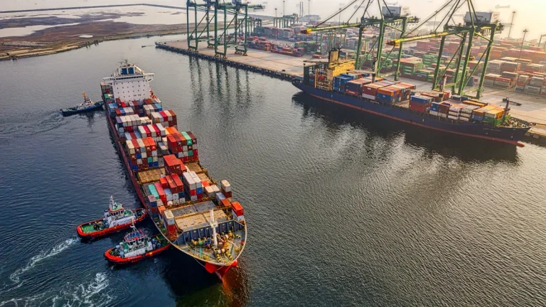 cross-border e-commerce shipping and the reality of selling beyond borders