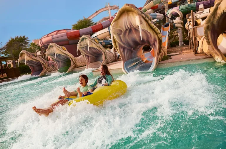 Best Water Parks in the World: Ultimate Adventure Guide